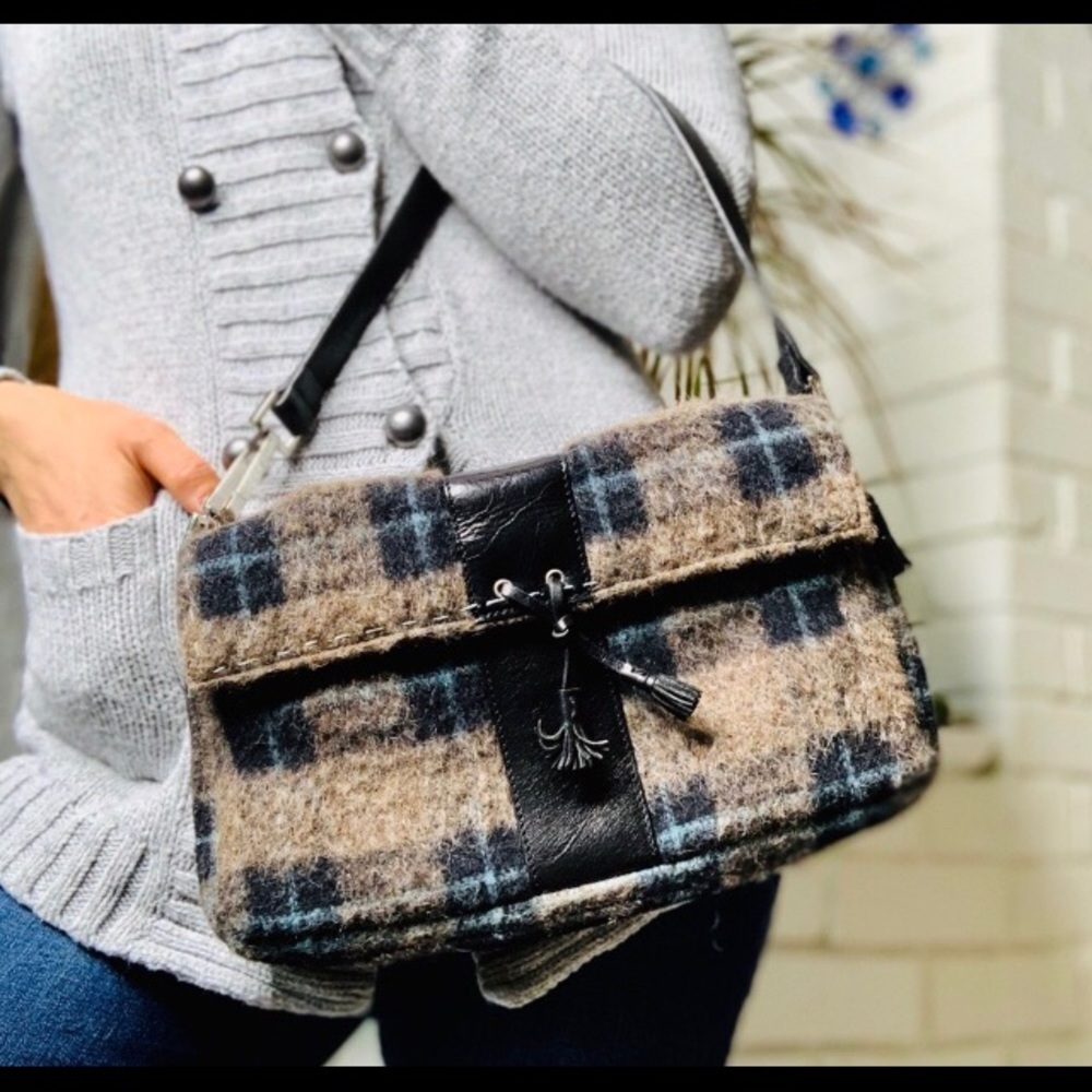 In great condition Cole Hann wool blend handbag
